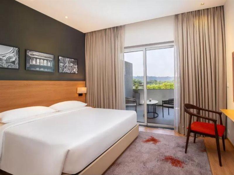 Park Inn By Radisson Gválijar Exteriér fotografie