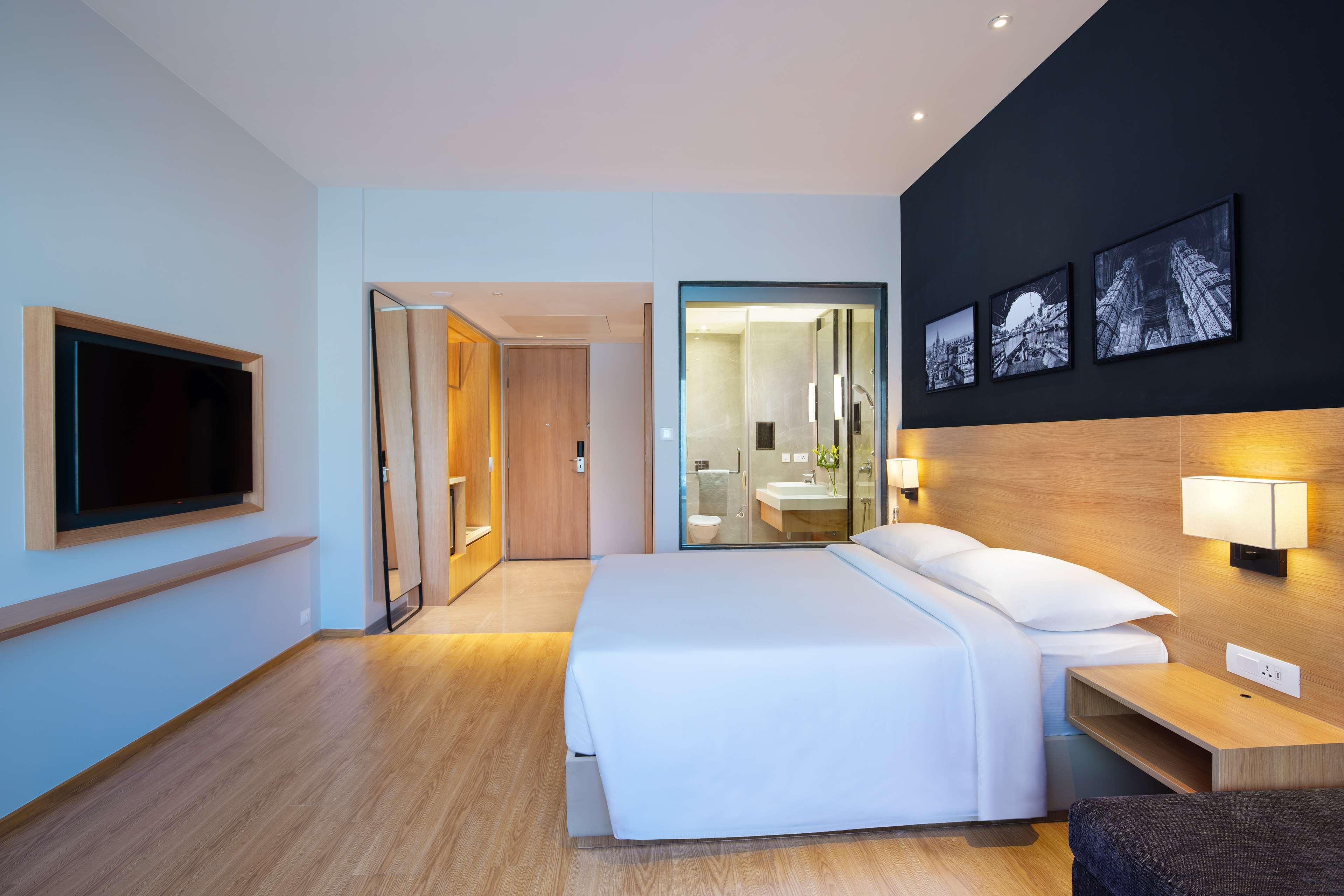 Park Inn By Radisson Gválijar Exteriér fotografie