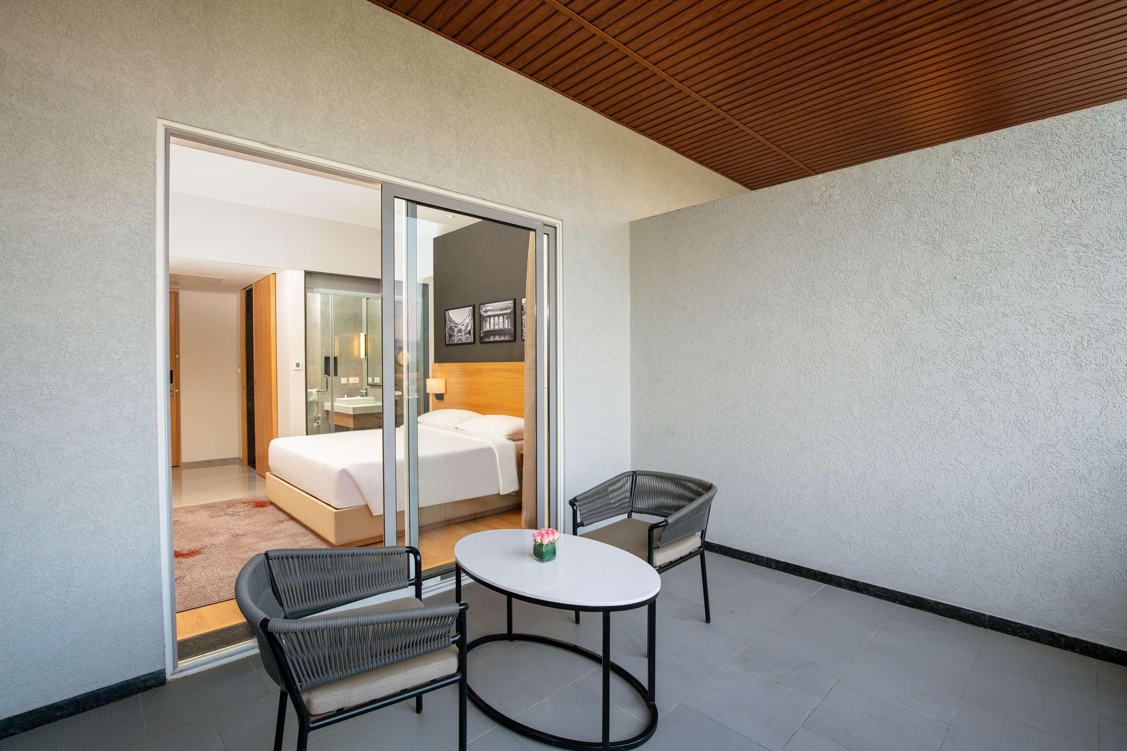 Park Inn By Radisson Gválijar Exteriér fotografie